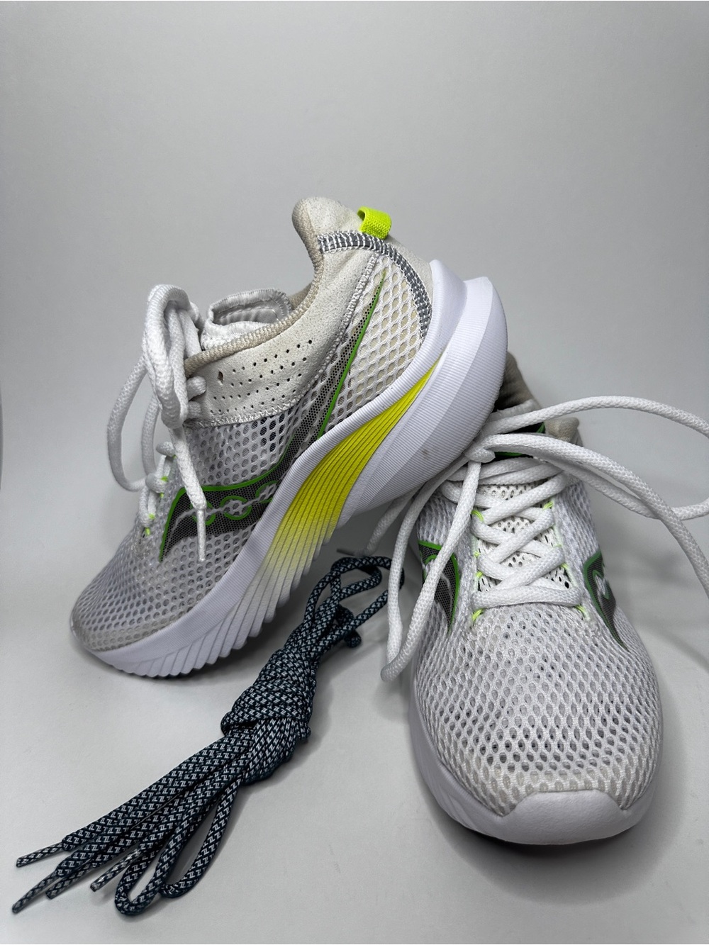 Saucony Kinvara 12 women’s lightweight running shoes